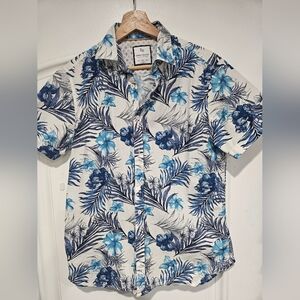 Denim & Flower Button Down Tropical Hawaiian Print, Short Sleeve Shirt. Mens Med